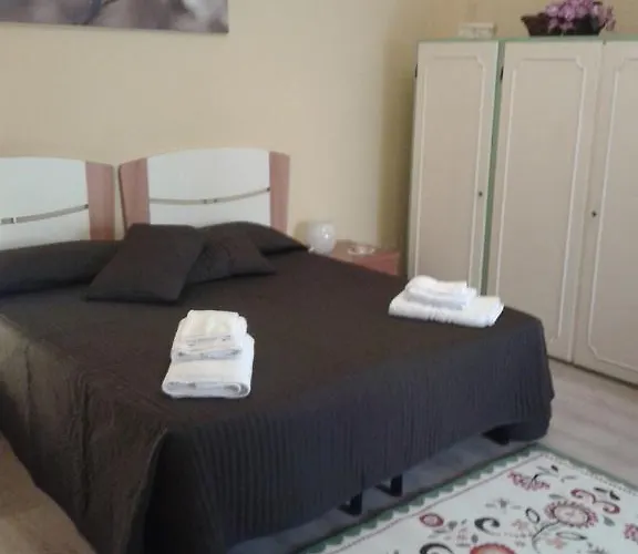B&B Sabrina Home
